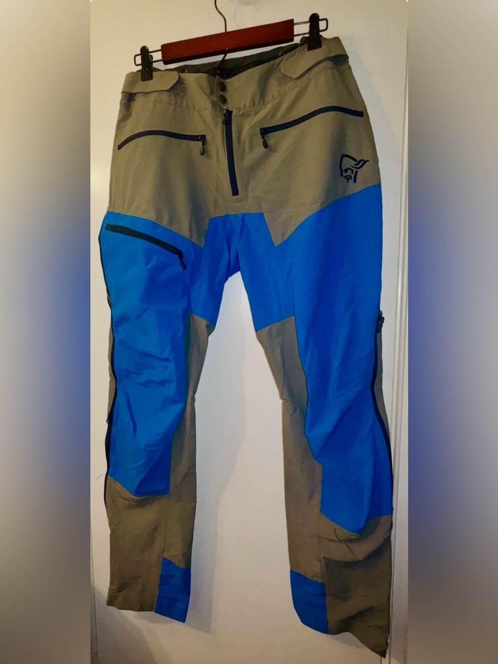 Norrona Flex 1 Men's Two-Tone Gray and Blue Technical Cargo Pants